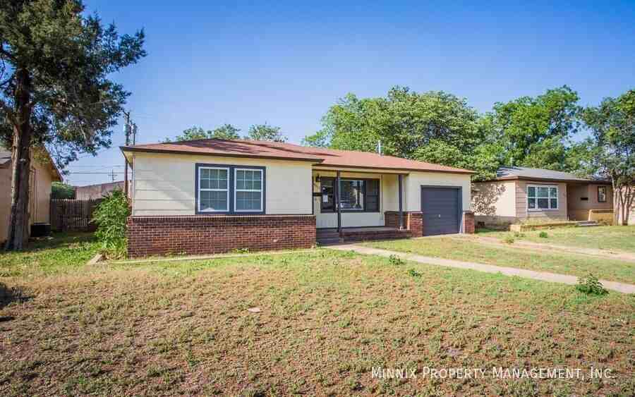 4611 33rd St - Photo 3 of 27