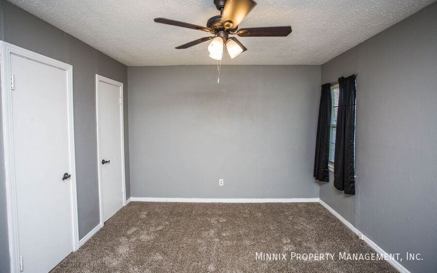 4611 33rd St - Photo 5 of 27