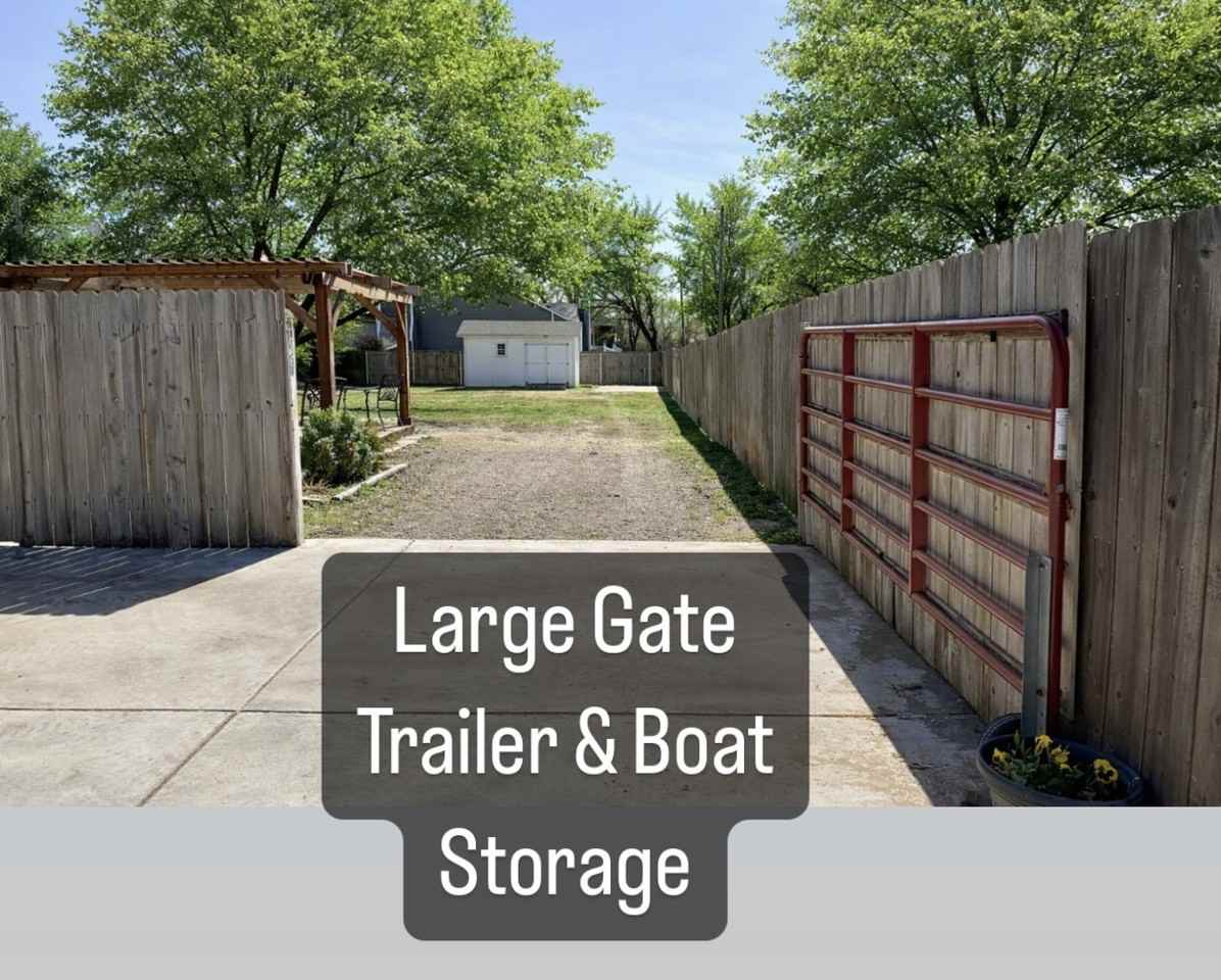 413 W Irma St #NA - Photo 5 of 26