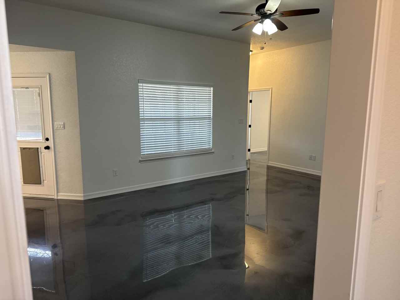 101 King Arthur Ct #NA - Photo 2 of 5