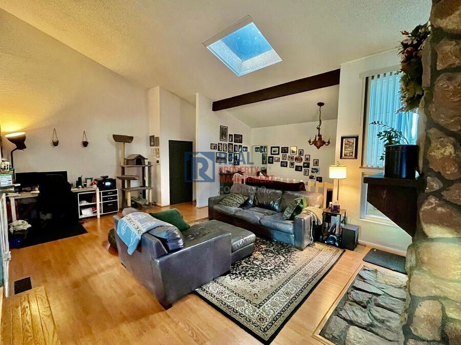 1133 S Newland Pl - Photo 4 of 17