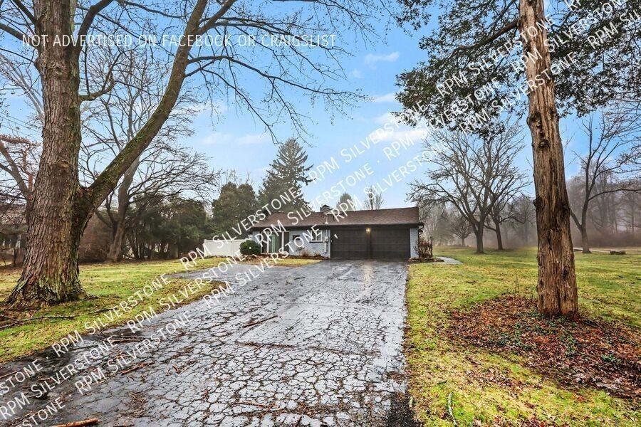 2839 W Avon Rd - Photo 4 of 29