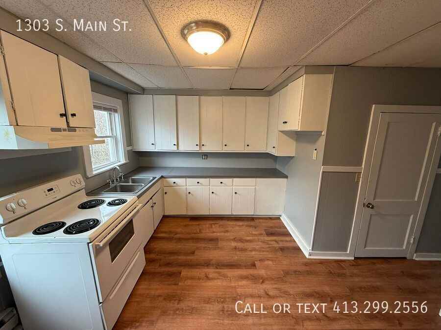 1303 S Main St - Photo 5 of 16