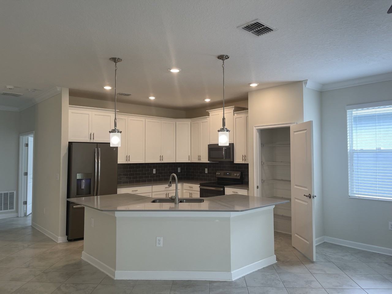 1454 Bunker Dr #NA - Photo 3 of 16