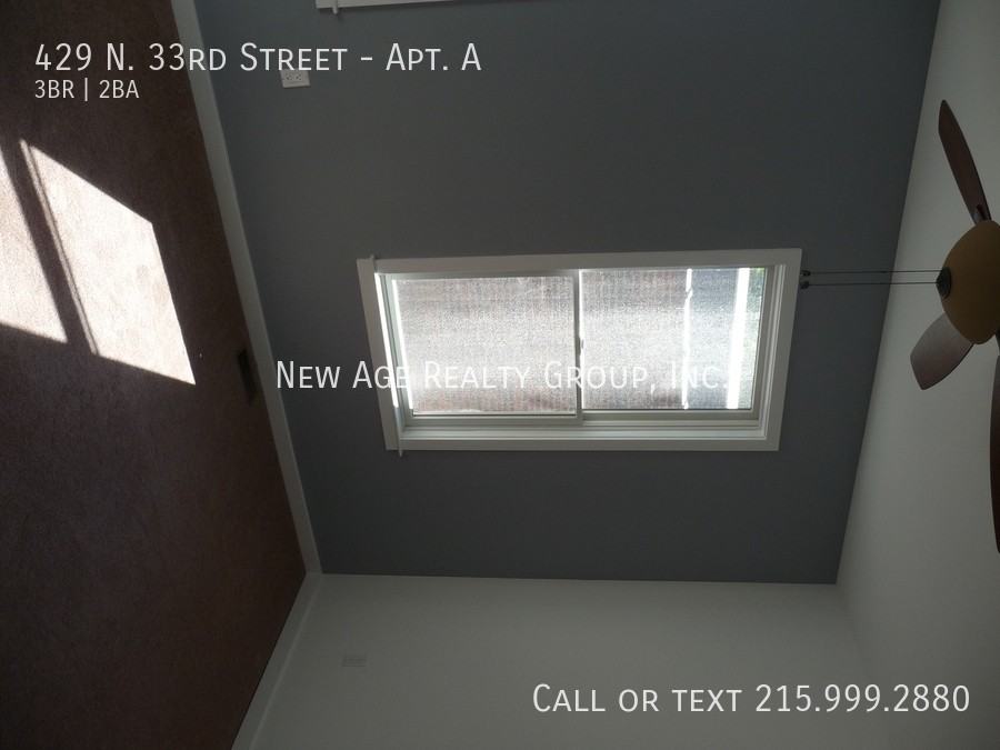 429 N 33rd St #A - Photo 3 of 9