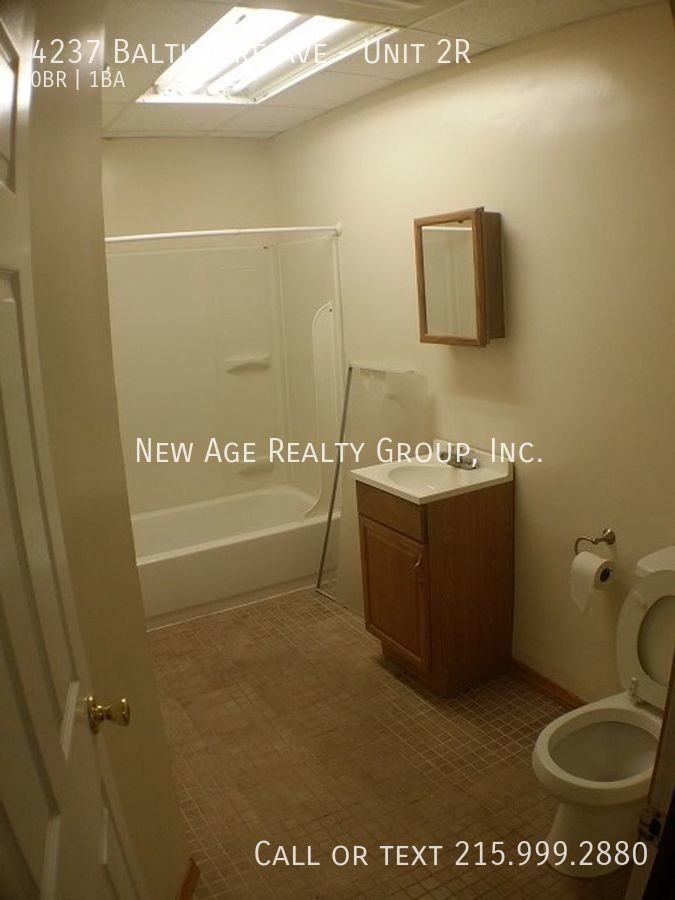4237 Baltimore Ave #2R - Photo 5 of 7