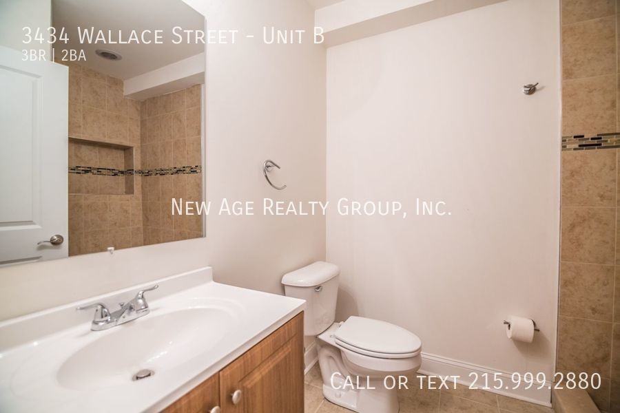 3434 Wallace St #B - Photo 5 of 18