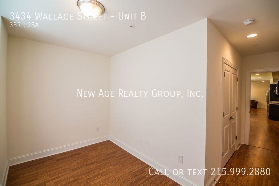 3434 Wallace St #B - Photo 6 of 18