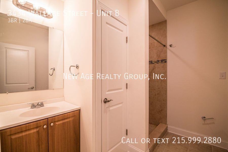 3434 Wallace St #B - Photo 7 of 18