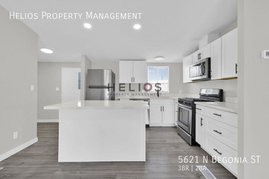 5621 N Begonia St - Photo 7 of 21