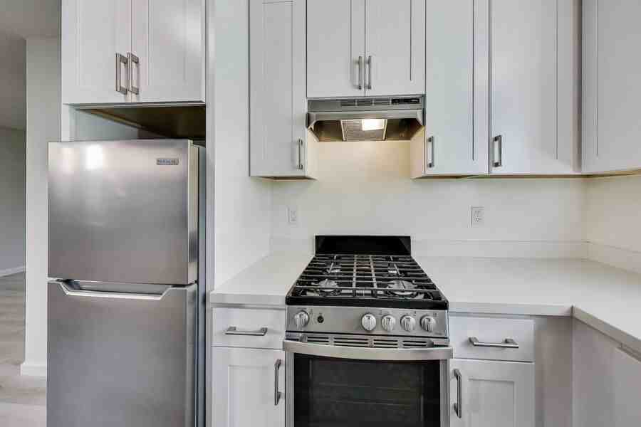 671 Vernon St #107 - Photo 3 of 16