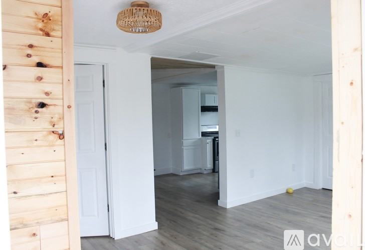 842 Lloyd Ave #NA - Photo 5 of 20