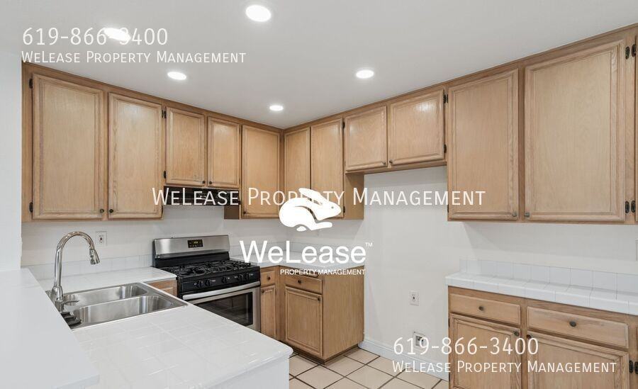 1384 Serena Cir #2 - Photo 4 of 46