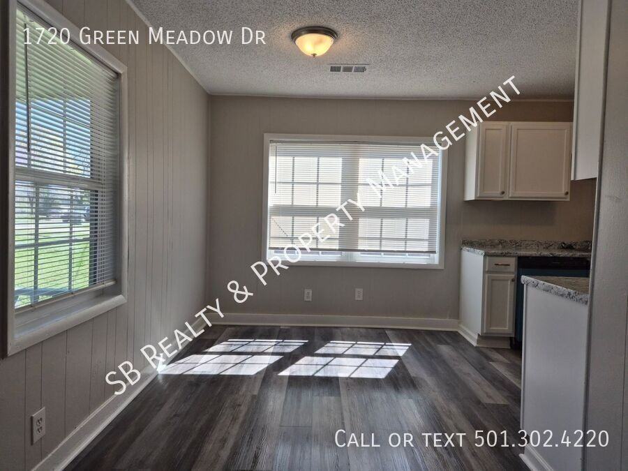 1720 Green Meadow Dr - Photo 5 of 19