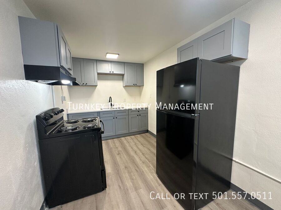 904 W 25th St #2 - Photo 5 of 8