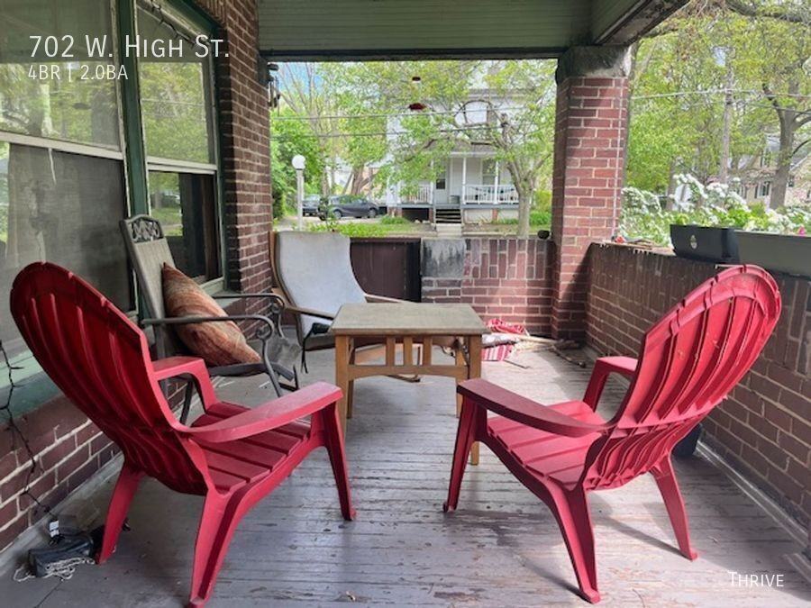 702 W High St - Photo 2 of 11