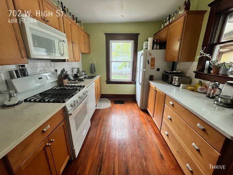 702 W High St - Photo 6 of 11