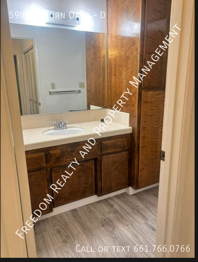 5901 Auburn Oaks Dr #D - Photo 4 of 14