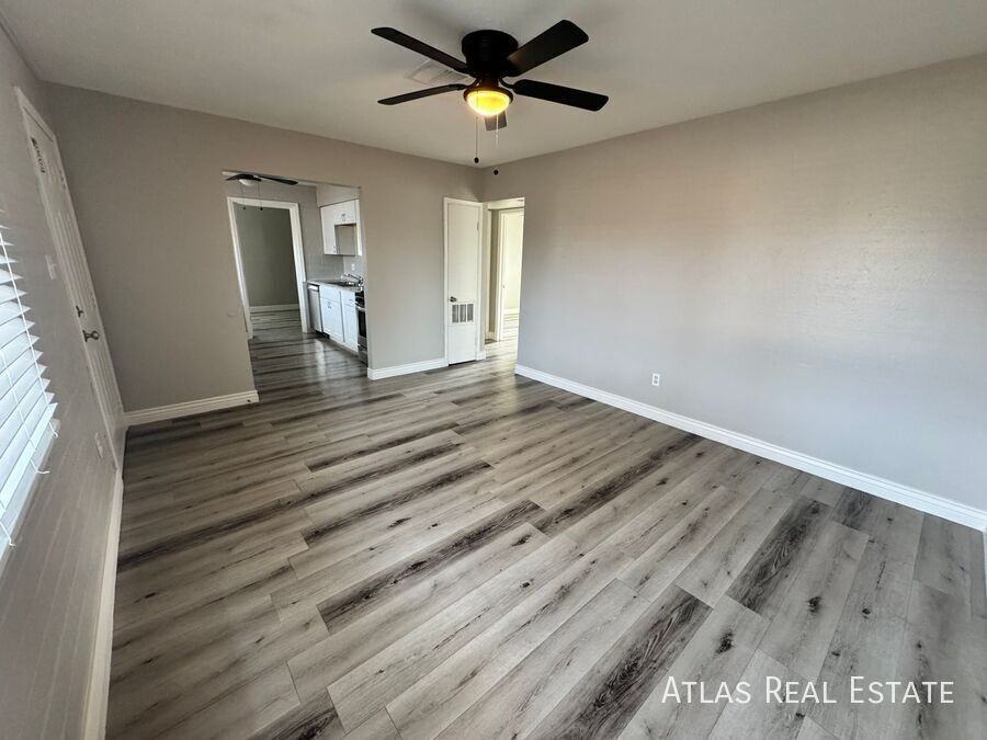 1753 W Brown St - Photo 6 of 17