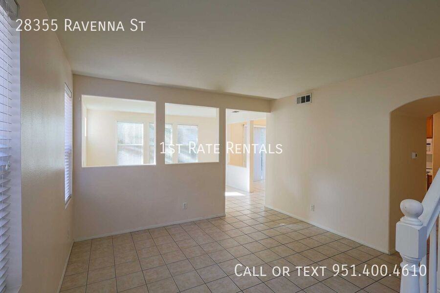 28355 Ravenna St - Photo 2 of 16