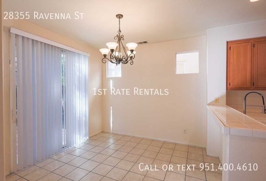 28355 Ravenna St - Photo 5 of 16