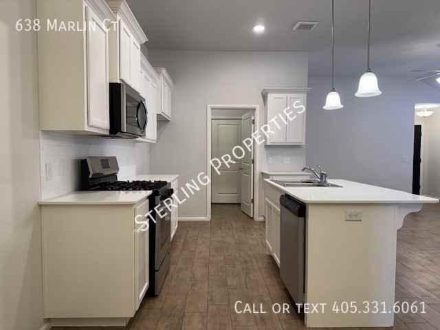 638 Marlin Ct - Photo 5 of 30