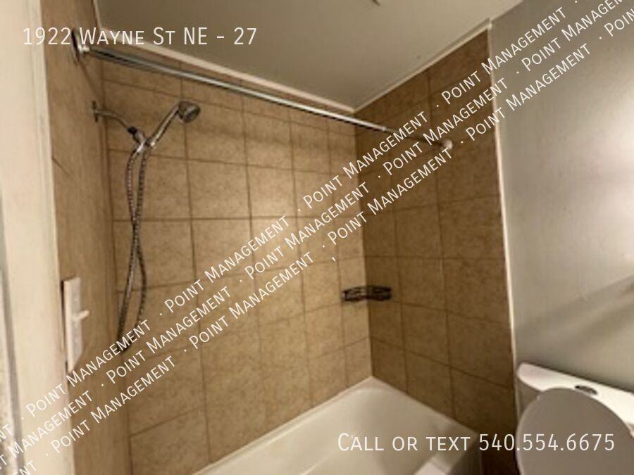 1922 Wayne St Ne #27 - Photo 5 of 7