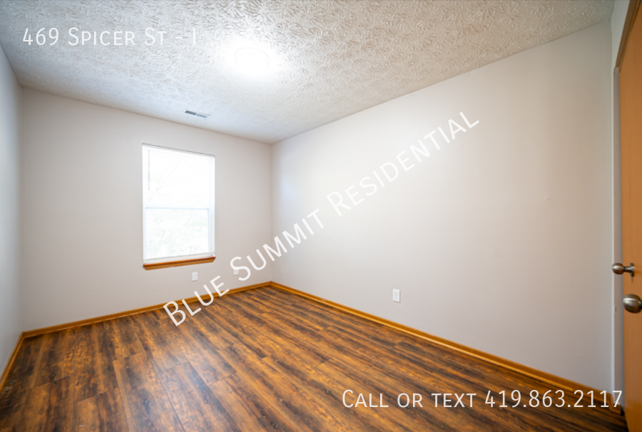 469 Spicer St #I - Photo 2 of 11