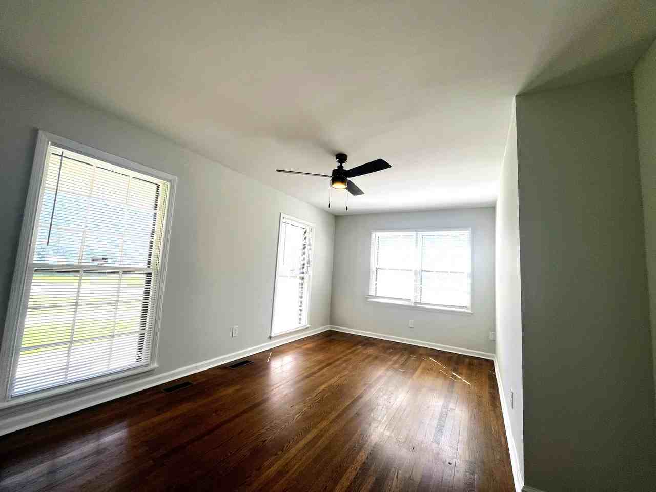 2211 Linde St Nw #1 - Photo 2 of 21