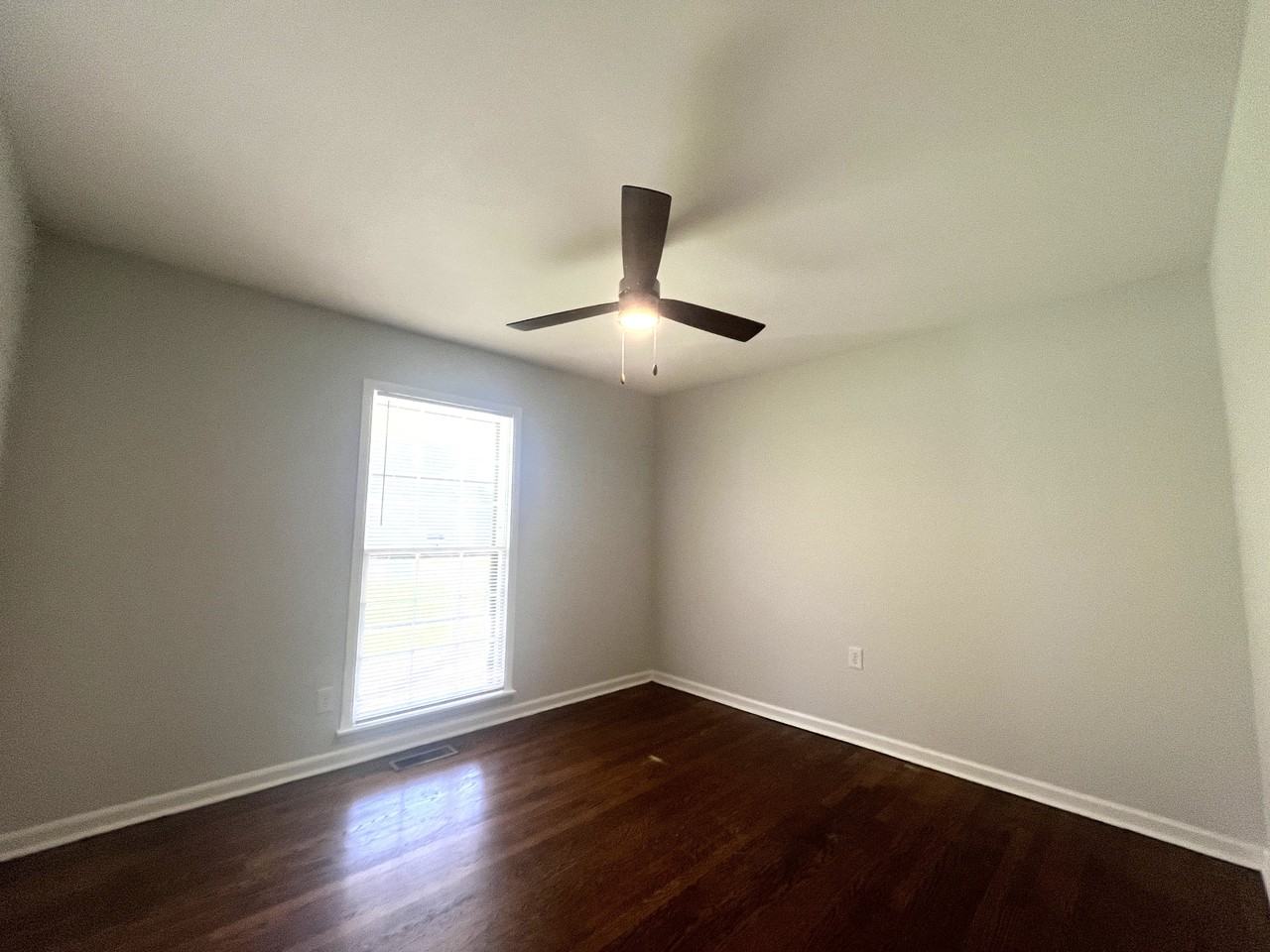 2211 Linde St Nw #1 - Photo 3 of 21