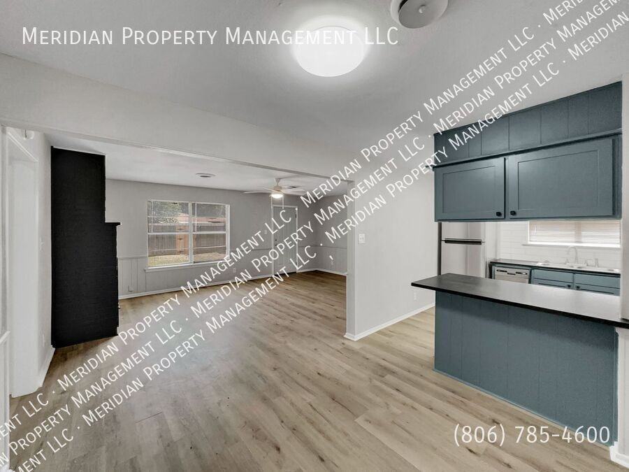 5429 42nd St - Photo 7 of 32