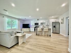 1009 Pinebrook Dr #B - Photo 1 of 1