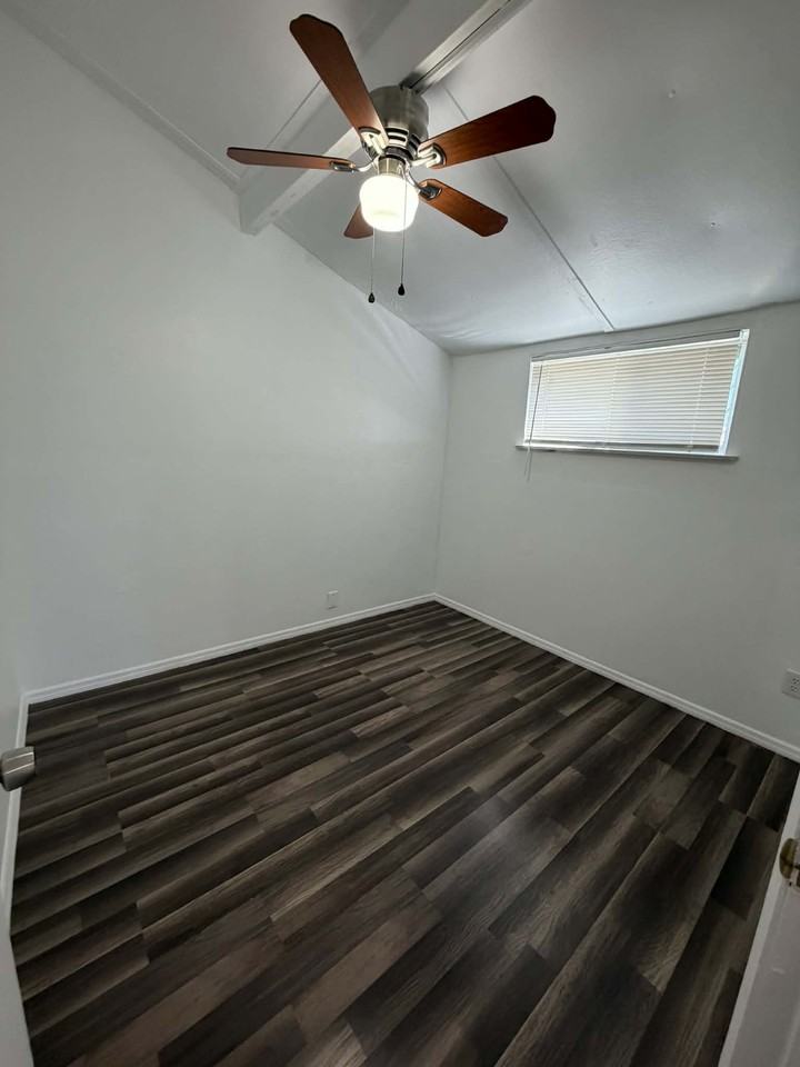 41 N 4th St #A - Photo 5 of 12