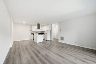650 Lake St #7 - Photo 1 of 1