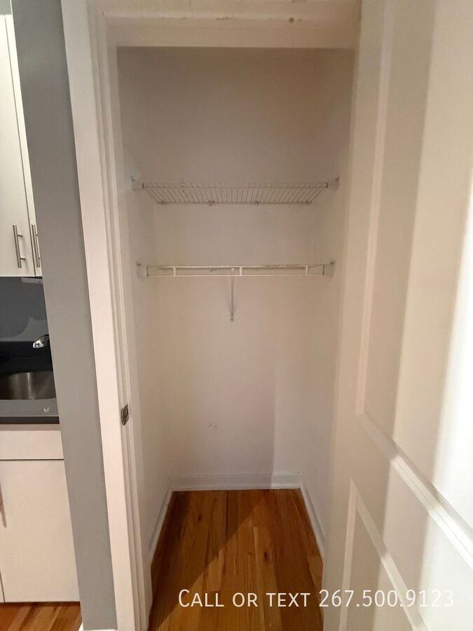 531 N Budd St #1D - Photo 6 of 12