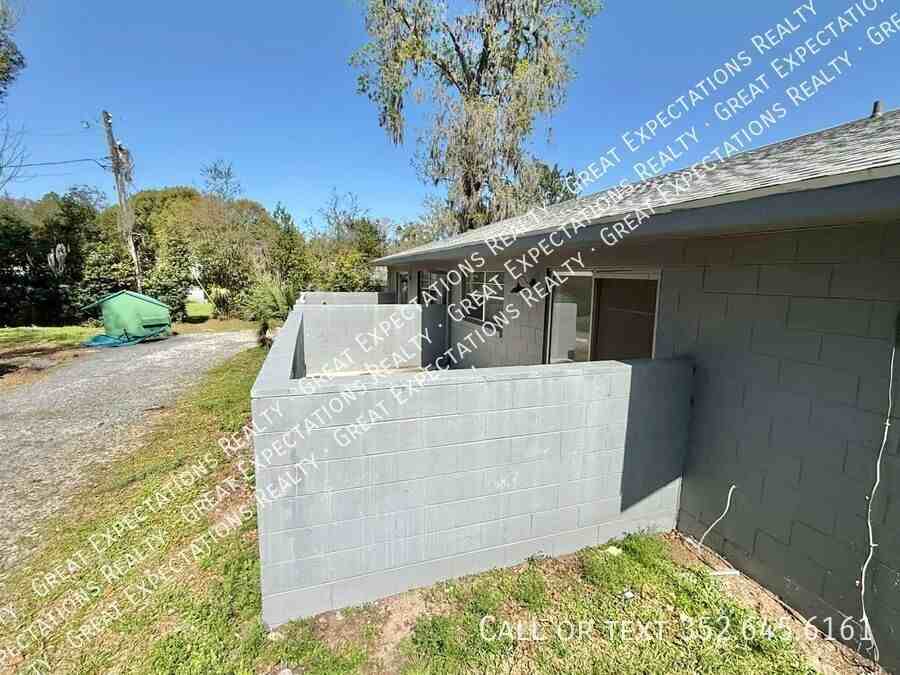 5926 Se Front Rd #B5 - Photo 3 of 9