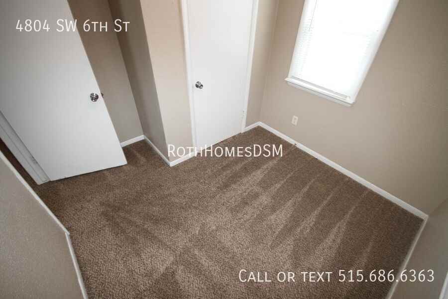 4804 Sw 6th St - Photo 6 of 12