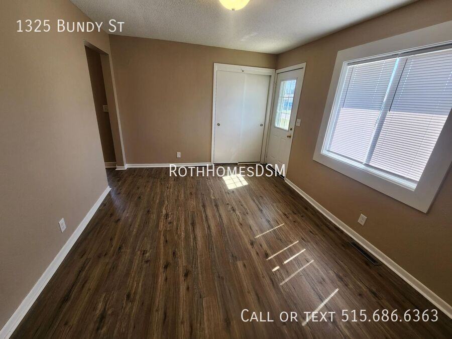 1325 Bundy St - Photo 4 of 36