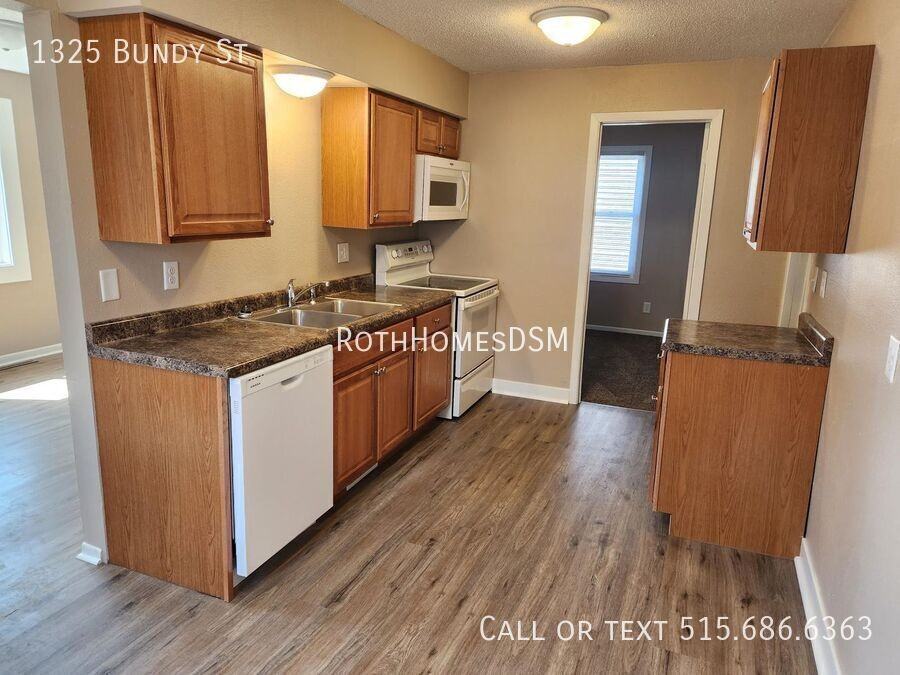 1325 Bundy St - Photo 7 of 36