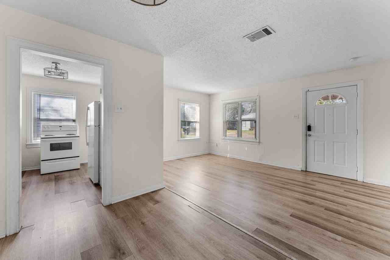 4016 Homan Ave #1 - Photo 2 of 7