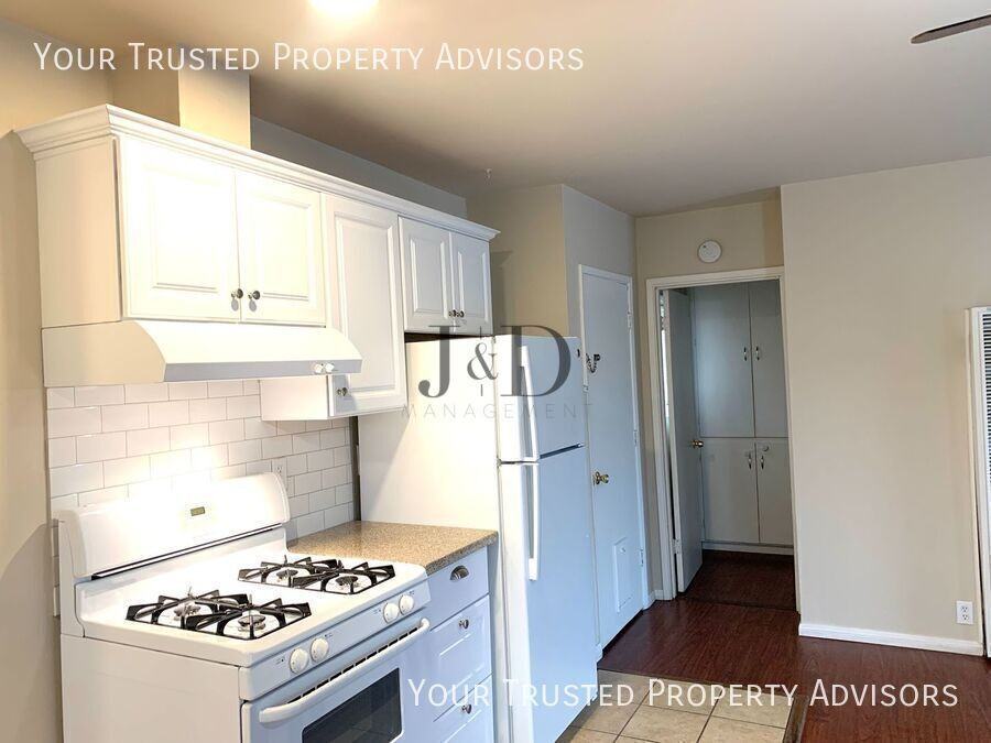 8770 Lamar St #B - Photo 7 of 16