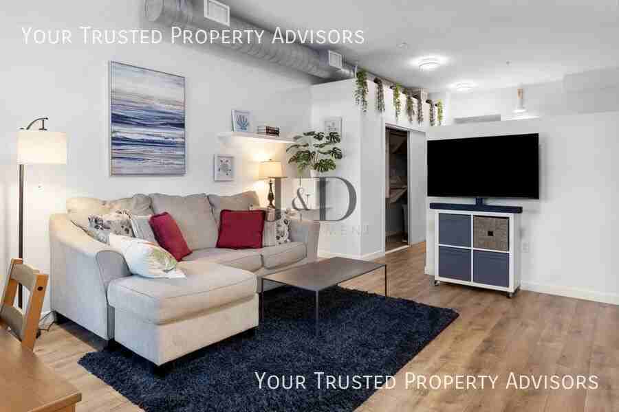 889 Date St #214 - Photo 7 of 20