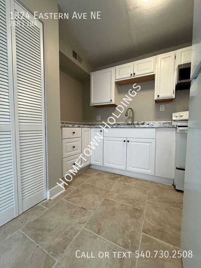 1824 Eastern Ave Ne - Photo 5 of 14