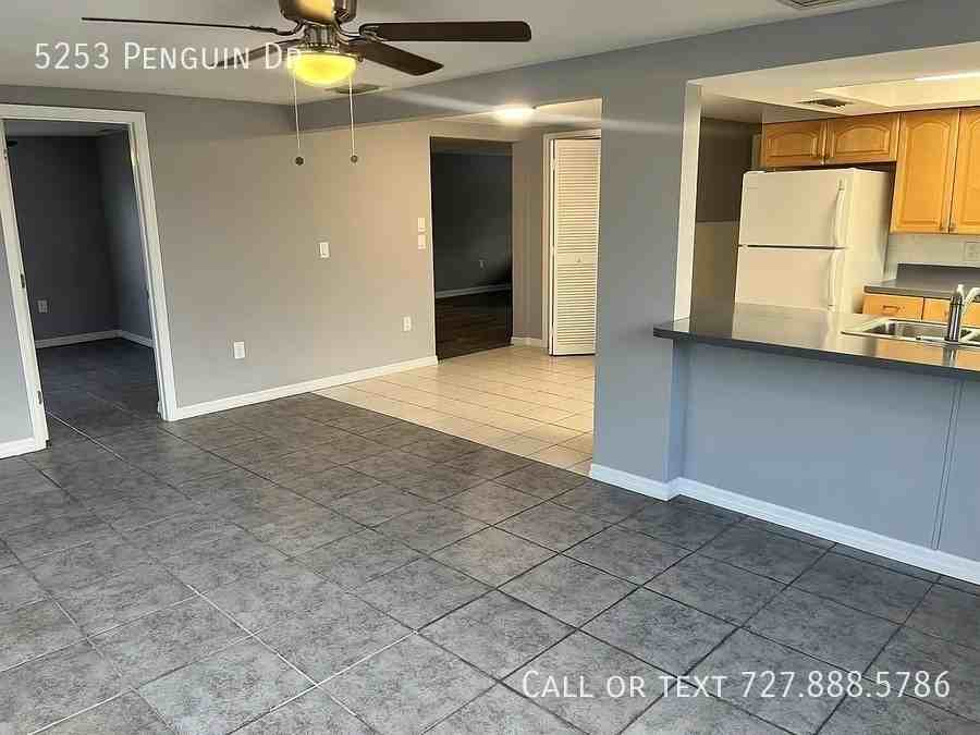 5253 Penguin Dr - Photo 2 of 19
