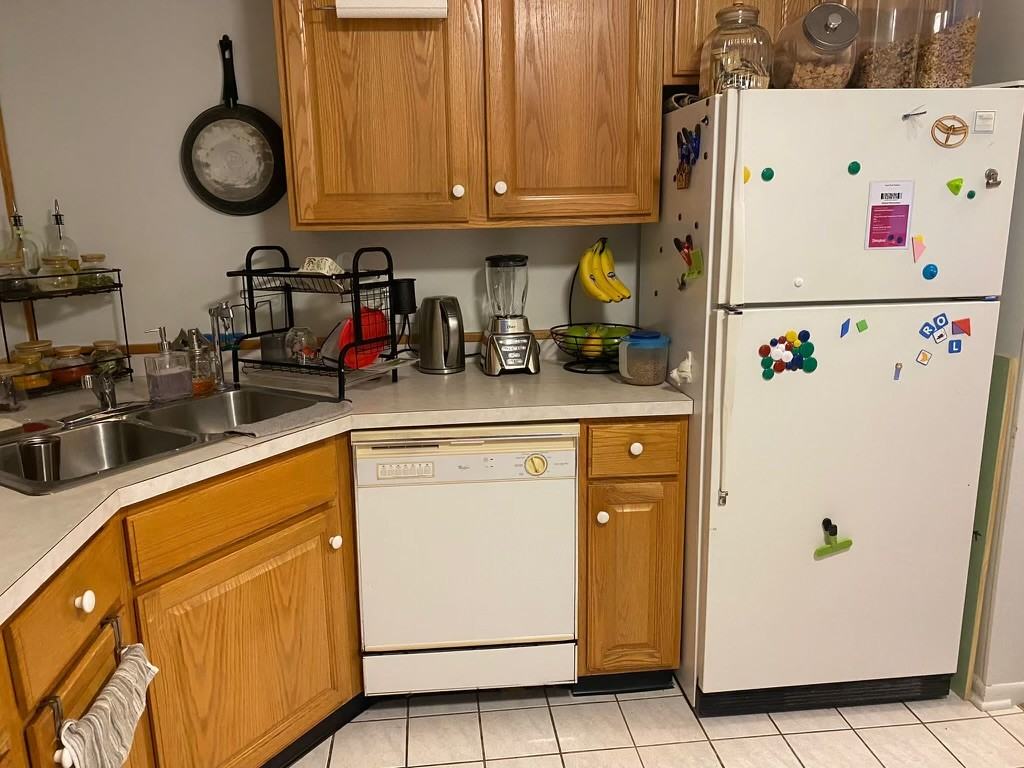 1108 Castilian Ct #224 - Photo 3 of 10