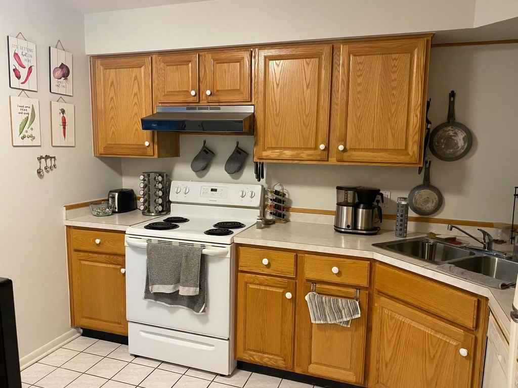 1108 Castilian Ct #224 - Photo 4 of 10