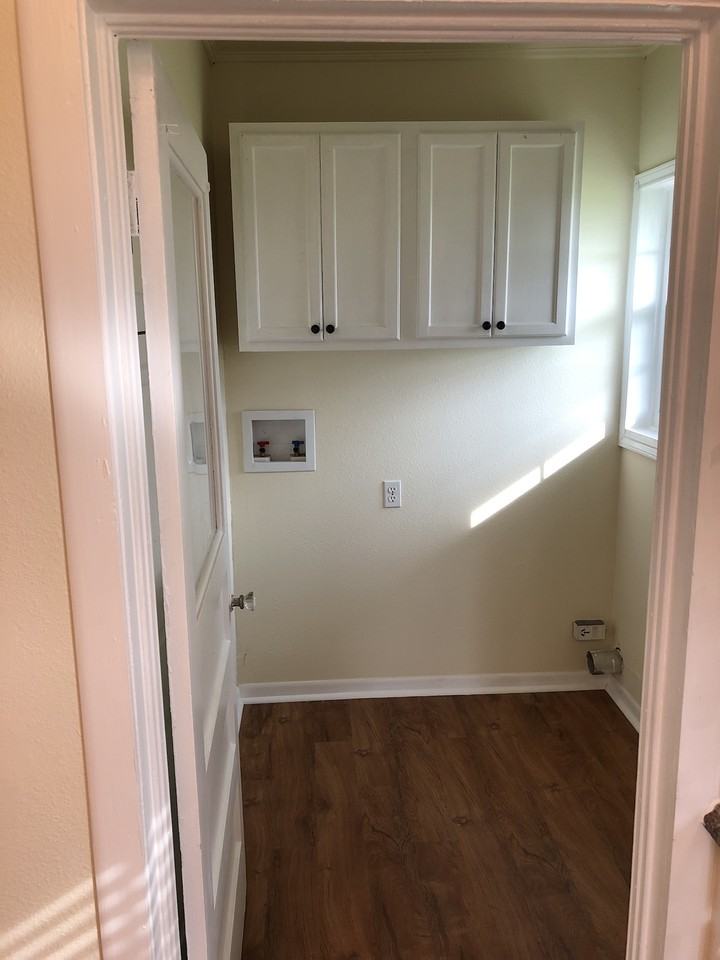 107 Hultgren Ln #NA - Photo 7 of 10