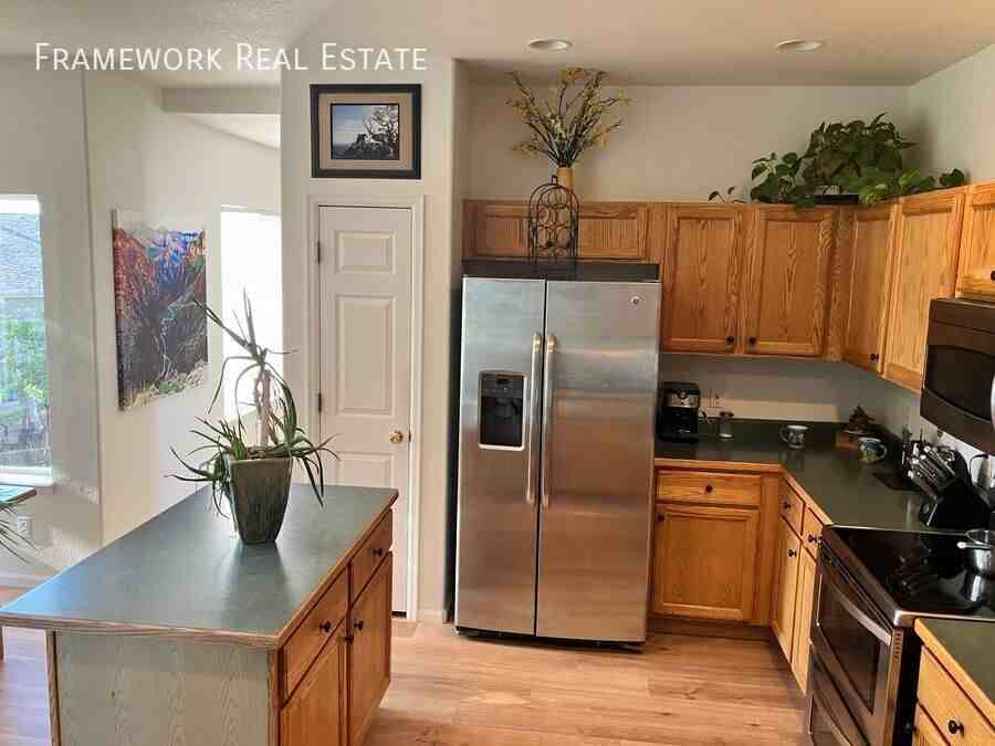 13371 Pearl Cir - Photo 3 of 29