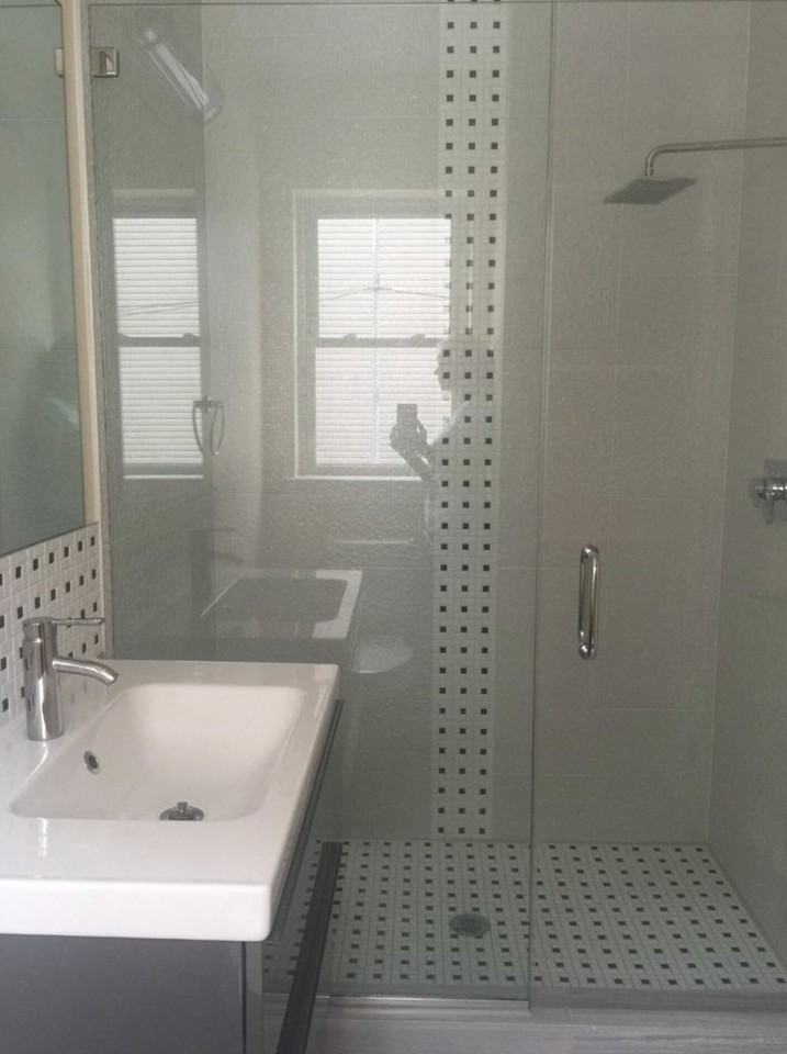 1930 Parrish St - Photo 6 of 11