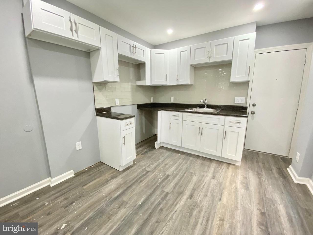 2134 E Birch St - Photo 3 of 10